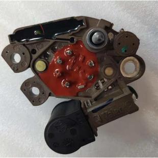 適用于新凱越1.5汽車發(fā)電機(jī)調(diào)節(jié)器原裝