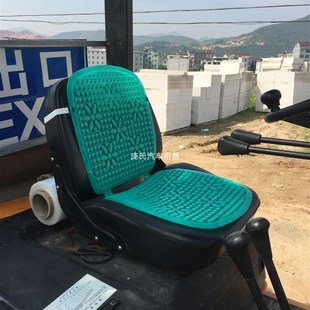 專用通風透氣座墊夏季 鏟車叉車挖掘機 涼 塑料j汽車坐墊 2024新款