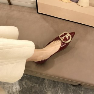韓版 新款 尖頭淺口方扣水鉆漆皮百搭軟底豆豆 女2023n春季 平底單鞋