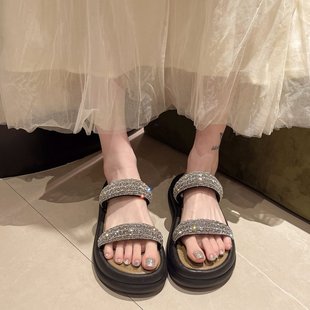 仙女風(fēng)增高涼鞋 法式 新款 女外穿2025年夏季 小眾厚底水鉆一字涼拖鞋