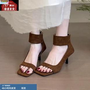 羊皮版 復古絨面方頭氣質一字帶高跟涼靴鏤空后拉鏈露趾細跟涼鞋