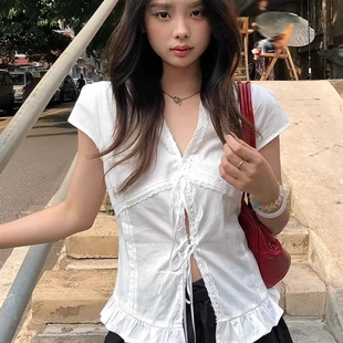 小眾設計感小衫 襯衫 簡約修身 白色蕾絲花邊系帶短袖 女 上衣法式 夏季