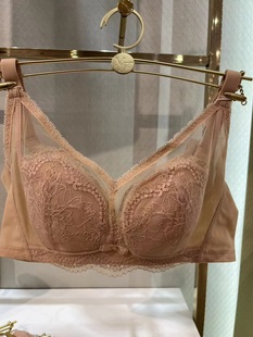 曼妮芬正品 春夏女士大杯全罩杯無鋼圈超薄大胸顯小文胸20840584
