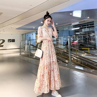 2024年夏裝 雪紡收腰仙女長裙氣質(zhì)復古碎花大擺超長連衣裙女 新款
