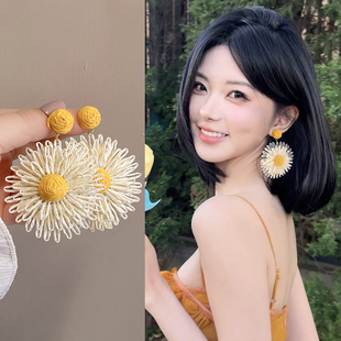 小清新雛菊耳環海邊度假風甜美氣質耳墜2025新款 小眾獨特夸張耳飾