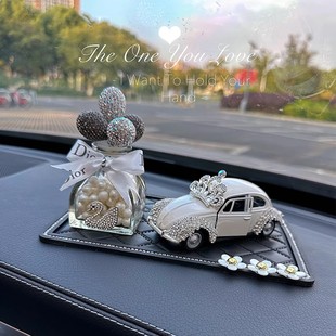 網(wǎng)紅車載擺件車內(nèi)女神香薰高檔創(chuàng)意車儀表臺裝 飾汽車香水內(nèi)飾擺件