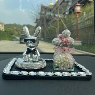 2025新款 女神車載香薰車用高檔汽車香水香氛持久淡香膏除異味擺件