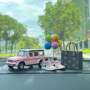 稀奇古怪車載擺件汽車擺件新款 創意網紅車載車 可愛模型中控臺個性