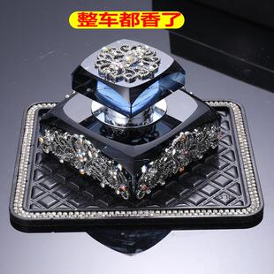 車載香水汽車內(nèi)飾品擺件空瓶高端男士 專用持久淡香大氣桂花祛煙味
