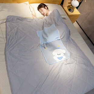 夏季 冰絲抱枕被子兩用辦公室折疊午睡枕頭二合一沙發(fā)汽車靠枕車載