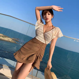 保守遮肚顯瘦鋼托聚攏泡溫泉泳裝 泳衣女夏高級(jí)感2024新款 連體裙式