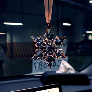 汽車掛件水晶雪花車內掛飾女式 后視鏡吊墜高檔創意網紅車飾品新年