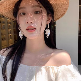 度假風超仙貝殼花瓣流蘇耳環女精致仿珍珠高級感耳墜輕奢小眾耳飾