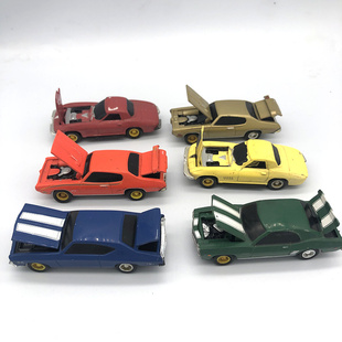 瑕疵1 美國(guó)肌肉車雪佛蘭龐帝克仿真合金汽車模型 64經(jīng)典