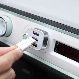 汽車usb接口擴(kuò)展器車載usp分線器底座轉(zhuǎn)接頭改裝 充電多功能一拖二
