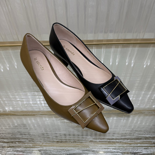 3T40236 搭扣粗跟通勤女單鞋 皇冠老店正品 萊爾斯丹