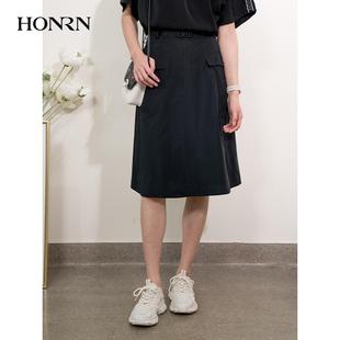 HONRN HI11OQ252 紅人休閑黑色雙口袋腰帶a字裙半身裙女春秋中長款