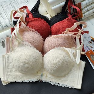 專柜小胸顯大加厚無鋼圈聚攏調(diào)整型文胸性感蕾絲內(nèi)衣女士