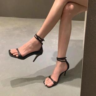 繞腳一字扣帶高跟鞋 百搭氣質性感露趾法式 女2024新款 方頭細跟涼鞋
