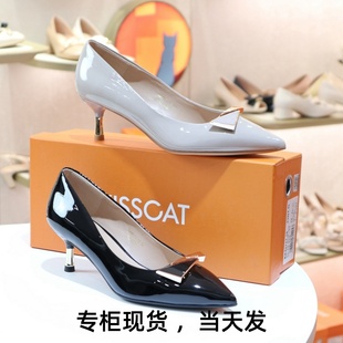 KA30111 飾扣尖頭女單鞋 漆皮幾何細跟三角裝 接吻貓KISSCAT新款