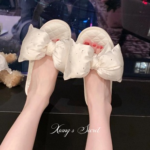 軟底女春夏甜美防滑 輕奢芭蕾蝴蝶結(jié)燙鉆緞面家居拖鞋 香香 秘密