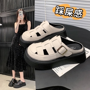 外穿34碼 品牌夏季 百搭鏤空包頭半拖鞋 女2025新款 洞洞 厚底羅馬涼鞋