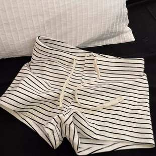 家居服外穿套裝 黑白條紋露肩肩睡衣女春夏款 斜肩上衣大碼 短褲 長袖