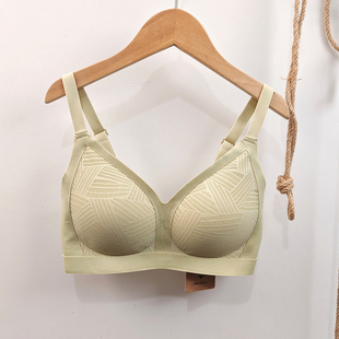 聚攏全包式 蕾絲薄款 無鋼圈上托美背女士文胸 四季 無痕乳膠內衣女