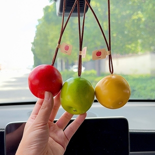 創(chuàng)意蘋果汽車掛件車內(nèi)飾品個(gè)性 飾品車水果掛飾包包掛件車飾 可愛裝