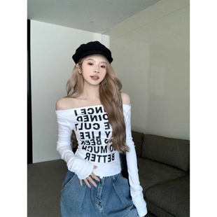 短款 修身 露鎖骨字母別致上衣 t恤女春秋新款 甜辣風(fēng)御姐一字肩長袖