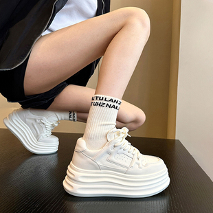 輕便軟底2025休閑板鞋 增高 女小白鞋 牛皮小個子松糕厚底鞋 奶油