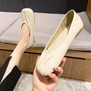 女新款 豆豆鞋 夏季 百搭平底軟底淺口一腳蹬方頭單鞋 2025新款 奶奶鞋
