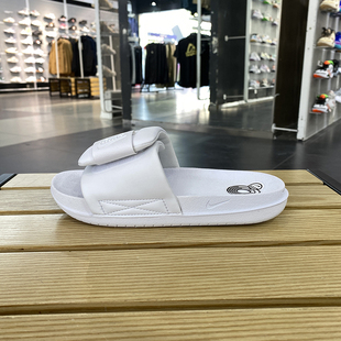Nike DV1033 耐克女子0FFC0URT SLIDE休閑運(yùn)動(dòng)拖鞋 101 ADJUST 正品