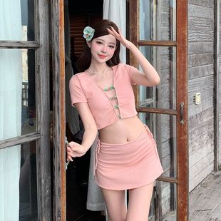 純欲風藕粉分體性感裙式 三件套游泳衣女串珠可愛甜辣溫泉度假