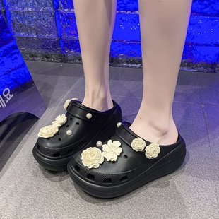 外穿小個(gè)子厚底增高防滑輕便舒適拖鞋 女夏季 小花洞洞鞋 高級(jí)感時(shí)尚