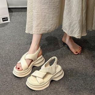 女款 軟底增高女鞋 夏季 百搭沙灘外穿羅馬鞋 子 2025新款 厚底運動涼鞋