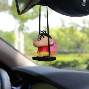 可愛(ài)車內(nèi)后視鏡香薰掛飾吊a5 飾擺件 跨境同款 蠟筆小新汽車掛件裝