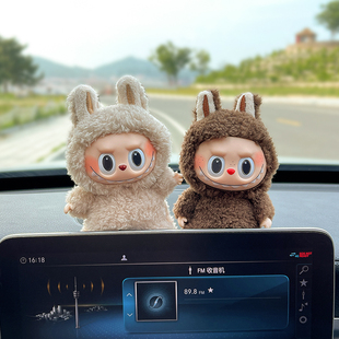 高級(jí)汽車屏幕擺件車內(nèi)飾品車載中控屏趴趴公仔可愛毛絨玩偶裝 飾品