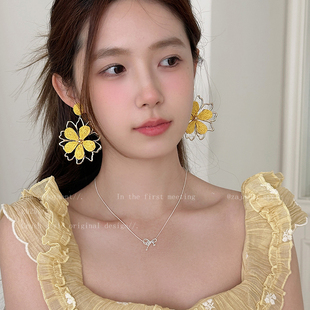 草編太陽花彩色耳釘女夏日多巴胺小眾設計耳環海邊度假風夸張耳飾
