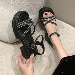 水鉆仙女風百搭配裙子羅馬沙灘 新款 現(xiàn)貨松糕厚底涼鞋 女2025年夏季