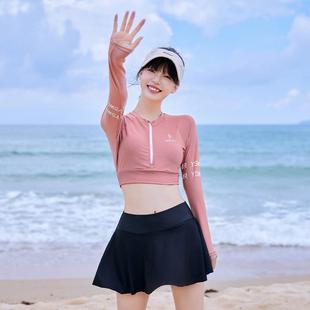 防曬顯瘦遮肉學生沙灘潛水度假 泳衣長袖 2024年運動新款 女分體裙式