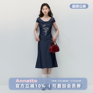 上衣魚尾半身裙套裝 藏青色仿牛仔刺繡短袖 女 百合與詩 ANNATTO