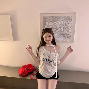 滿印 T恤修身 波點甜美小狗印花辣妹夏季 斜肩設計短袖 上衣 新款 1X1
