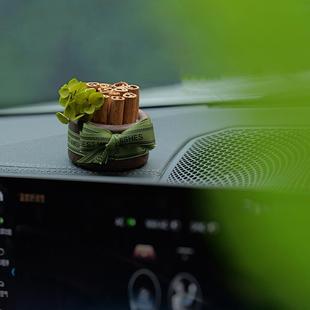 手工肉桂車載擺件高級(jí)感創(chuàng)意汽車內(nèi)飾裝 飾中控臺(tái)永生花香薰擴(kuò)香器