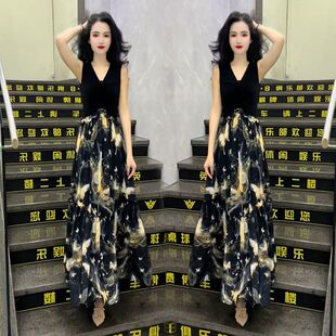2025夏季 假兩件連衣裙女設(shè)計(jì)感V領(lǐng)拼接顯瘦大擺印花長(zhǎng)裙 網(wǎng)紅新款