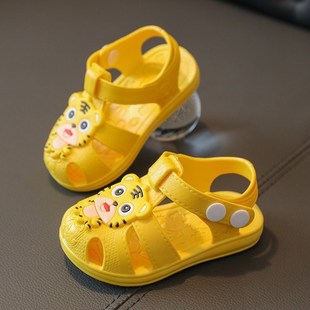 學夏防滑軟底女寶0 塑料包頭a涼鞋 款 2023新男童步鞋 4歲沙灘 嬰兒