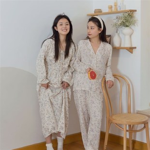 西班牙O家女士春夏小薔薇花卉長袖 睡衣女 復古小碎花Q棉綢人棉套裝