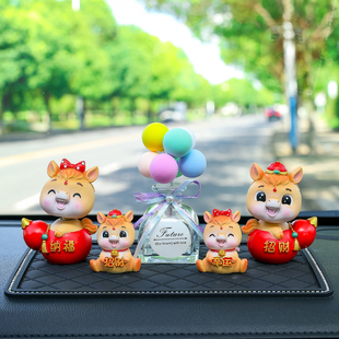 飾品 飾高端汽車中控臺(tái)裝 新款 國(guó)潮馬車載擺件馬年吉祥物車內(nèi)飾品裝