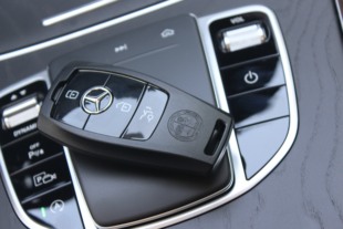 E300碳纖維金屬鑰匙殼鑰匙包 適用于奔馳AMG C200