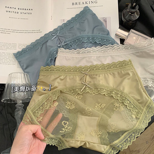 女性感鏤空愛心刺繡桑蠶絲中腰包臀大碼 法式 緞面透明美臀蕾絲內褲